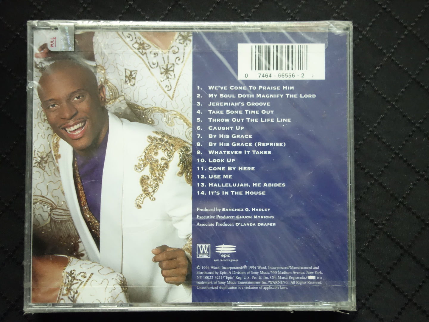 O'Landa Draper & The Associates "Live...A Celebration Of Praise" (CD)-CDs-UnDigable Digs