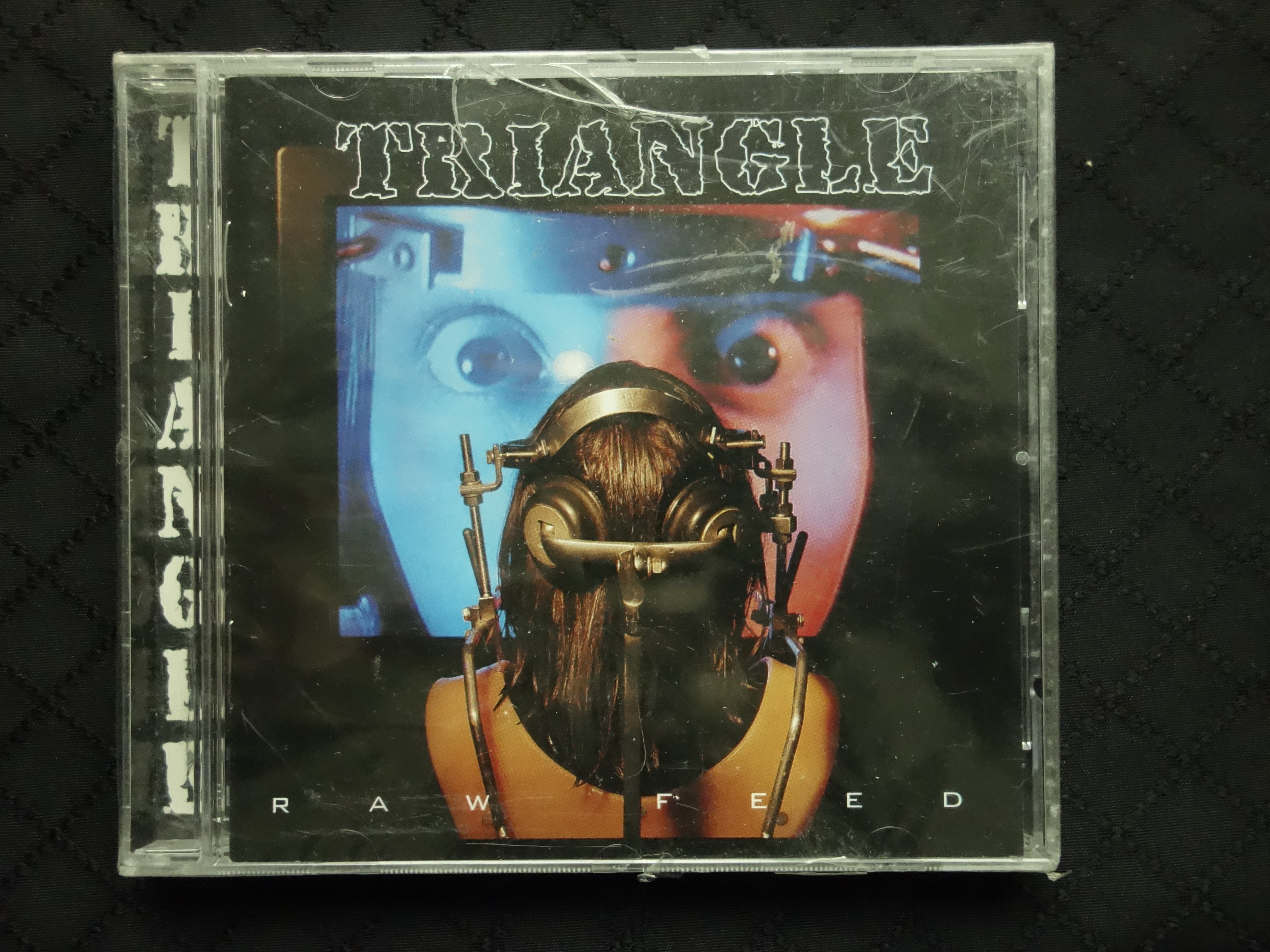 Triangle "Raw Feed" (CD)-CDs-UnDigable Digs